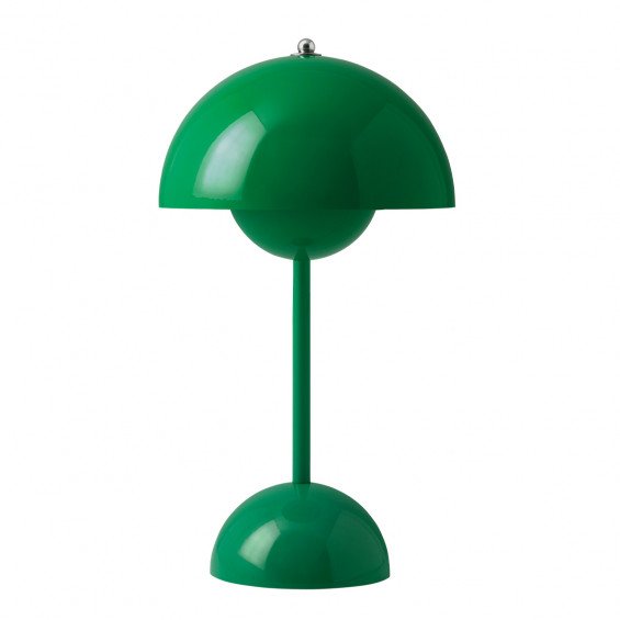 Scandinavian Metal Table Lamp with Stepless Dimmer – Modern LED Desk Light for Living Room & Bedroom