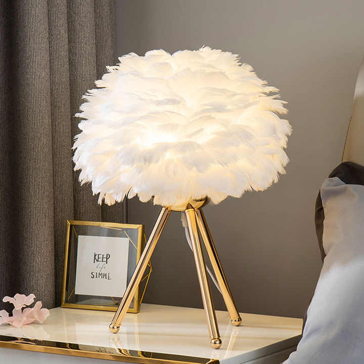 Cordless Dimmable Feather Table Lamp – Elegant LED Accent Light