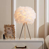 Cordless Dimmable Feather Table Lamp – Elegant LED Accent Light