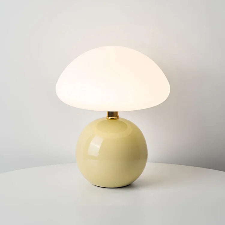 Cream Mushroom-Shaped LED Table Lamp – Adjustable Color Temperatures