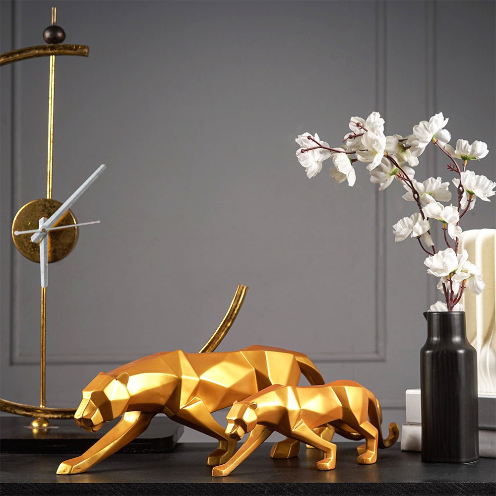 Modern Geometric Panther Statue – Abstract Animal Sculpture for Contemporary Decor
