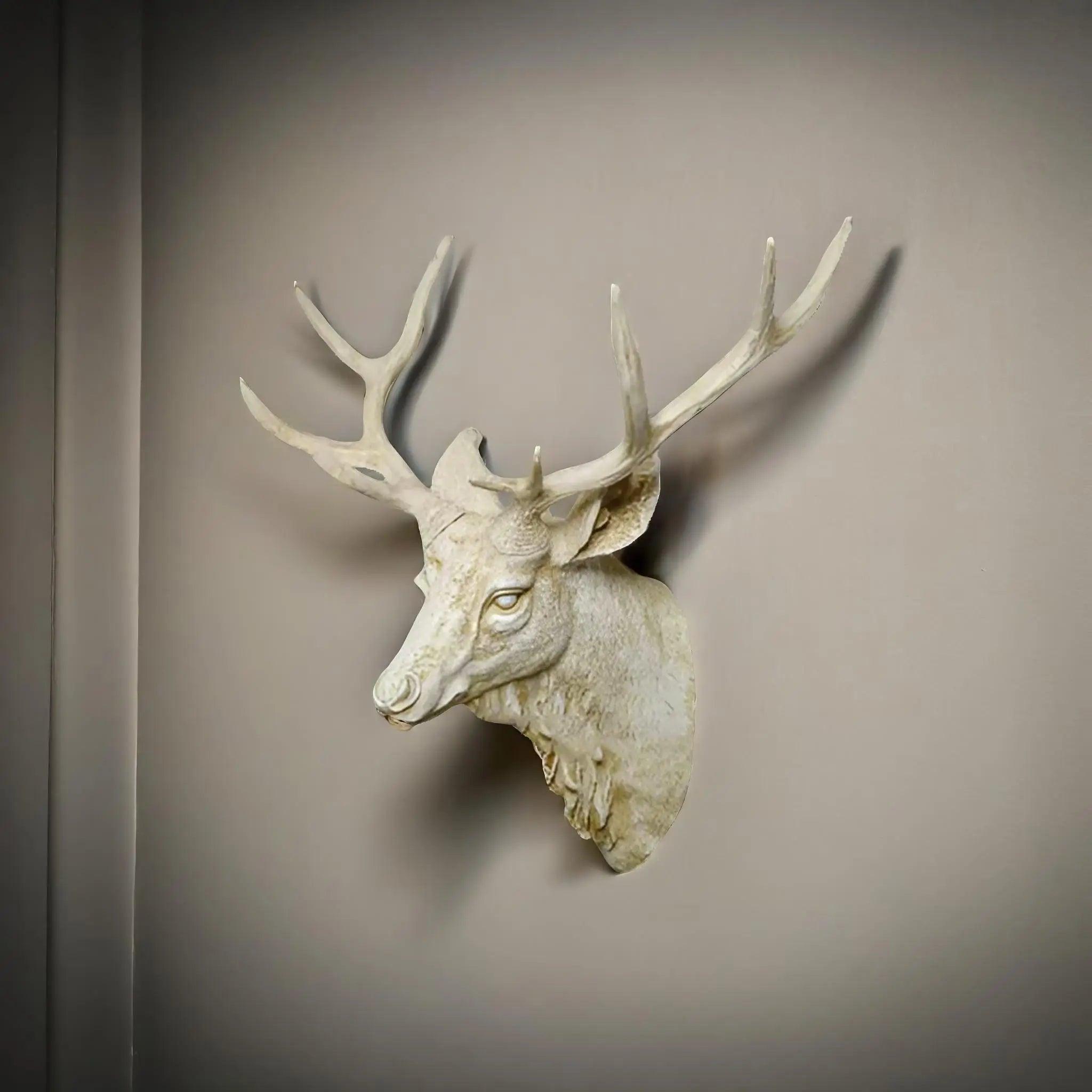 Modern Faux Deer Head Wall Mount – 3D Animal Sculpture for Rustic & Contemporary Deco